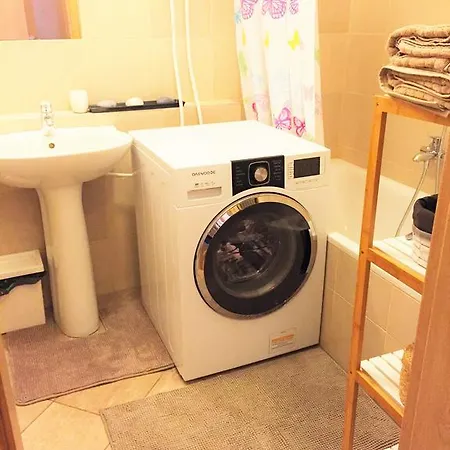 Gozsdu Apartment