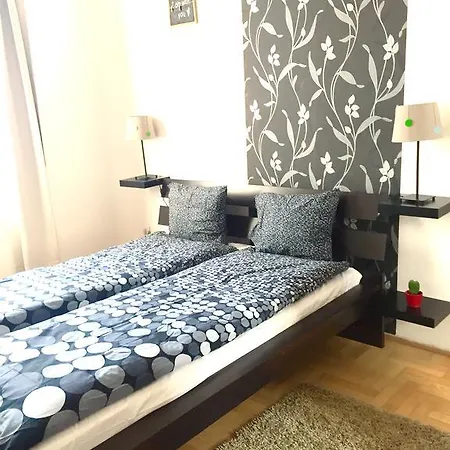 Apartment Gozsdu *